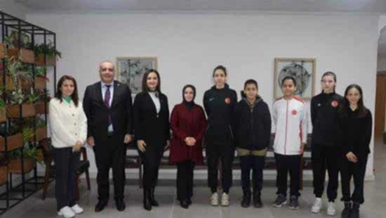 Maltepe İlçe Milli Eğitim Müdürümüz Sayın Hale Bağçe Özbaş Hocamızı ziyaret ettik.