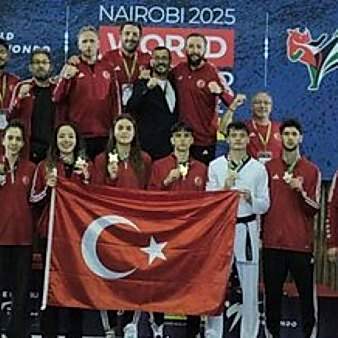 Genç milli tekvandocularımızdan kadın ve erkeklerde gururlandıran başarı!